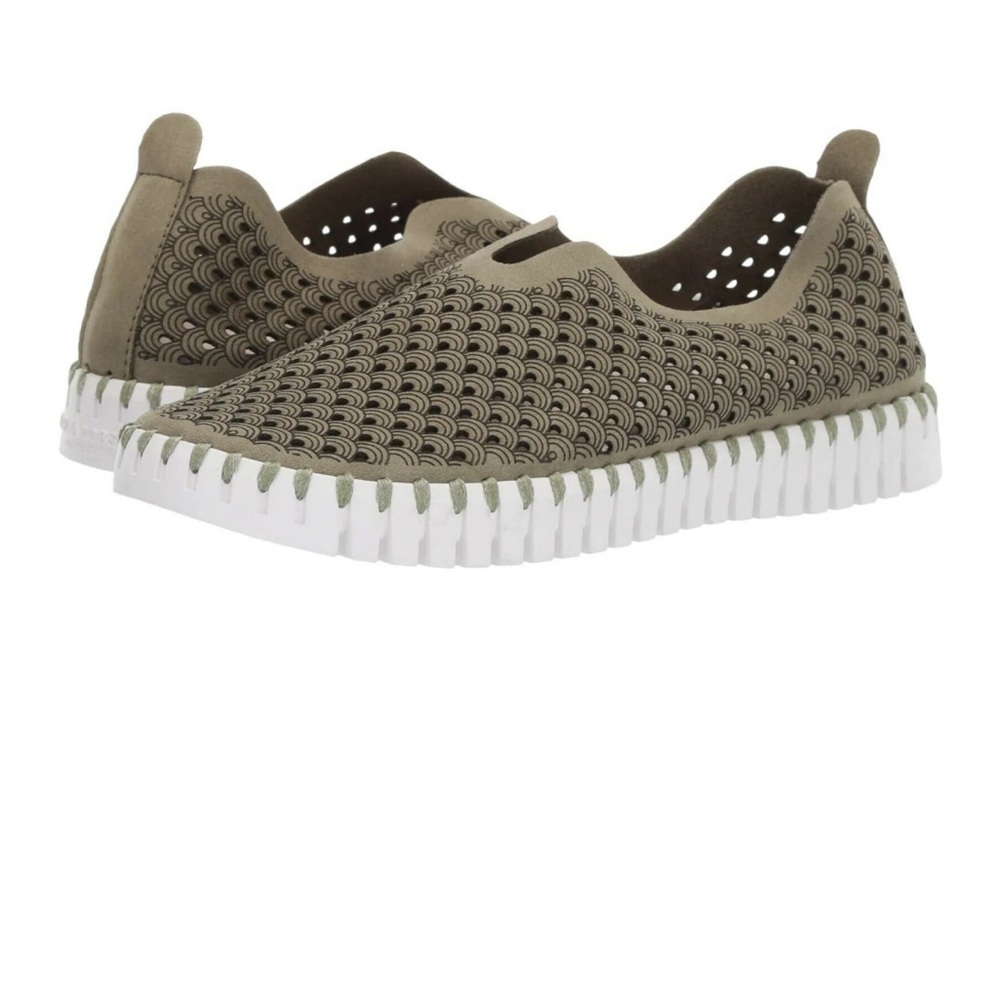 Ilse Jacobsen Olive Green Flats with White Soles 38